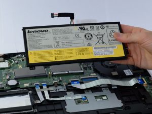  تعویض دیسک سخت Lenovo Edge 15