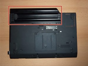 تعویض باتری در لپ تاپ Lenovo Thinkpad x230