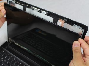 راهنمای گام به گام تعویض LCD صفحه نمایش Lenovo G40-30